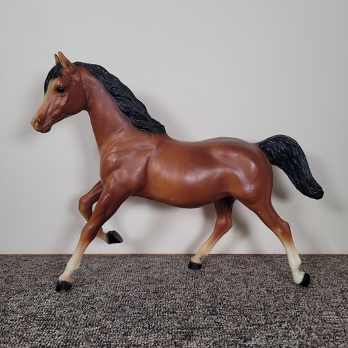 Vintage breyer running mare - running,
