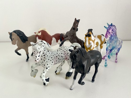 Breyer stablemate model horses - breyer,