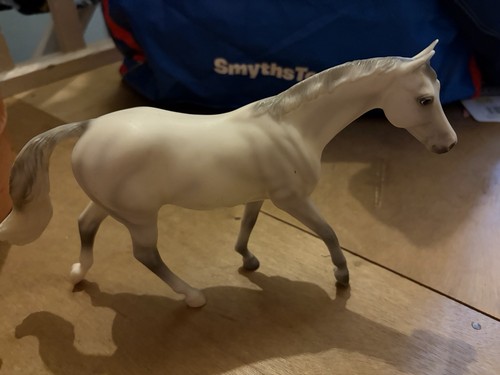 Breyer model horse colour