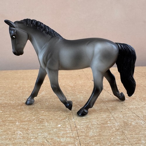 Breyer stablemates grey - stablemates,