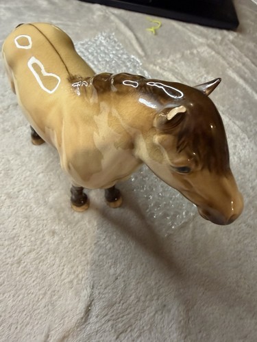 Beswick palomino mare horse - mare,